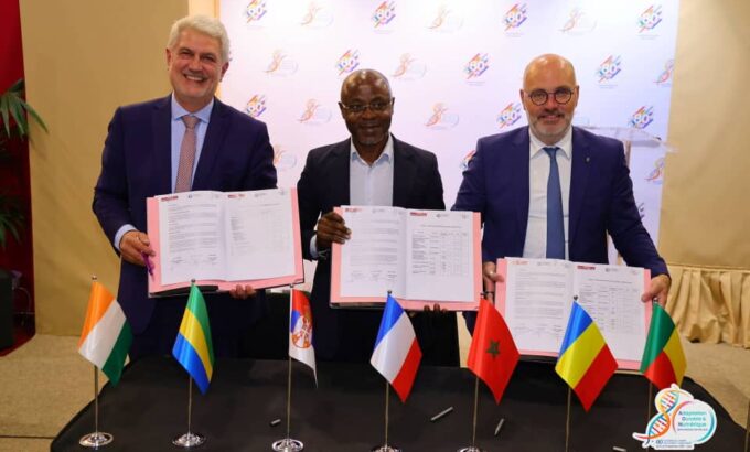 WhatsApp Image 2025-09-21 at 22.35.47 WhatsApp Image 2025-09-21 at 22.35.47